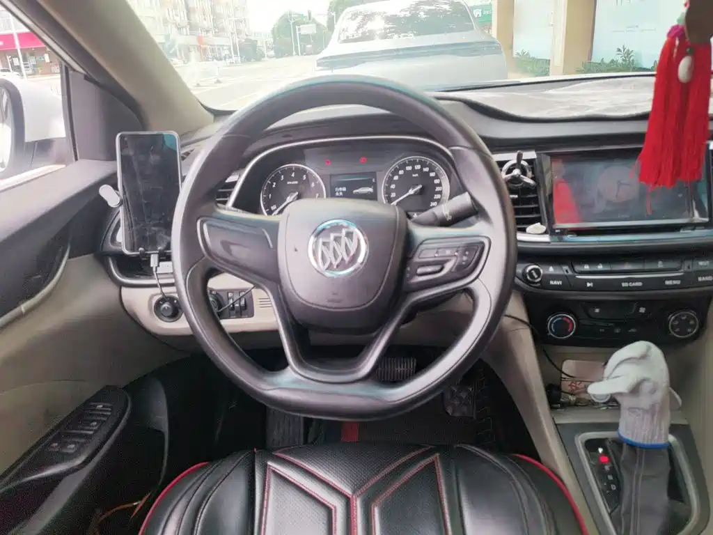 Buick Excelle — миниатюра 3