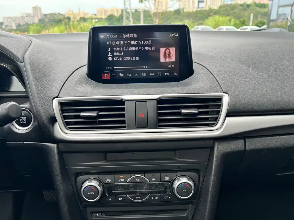 Mazda 3 Axela — миниатюра 20
