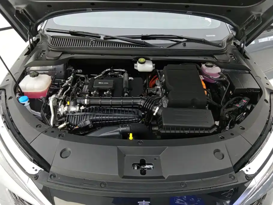 BYD Qin L — миниатюра 10
