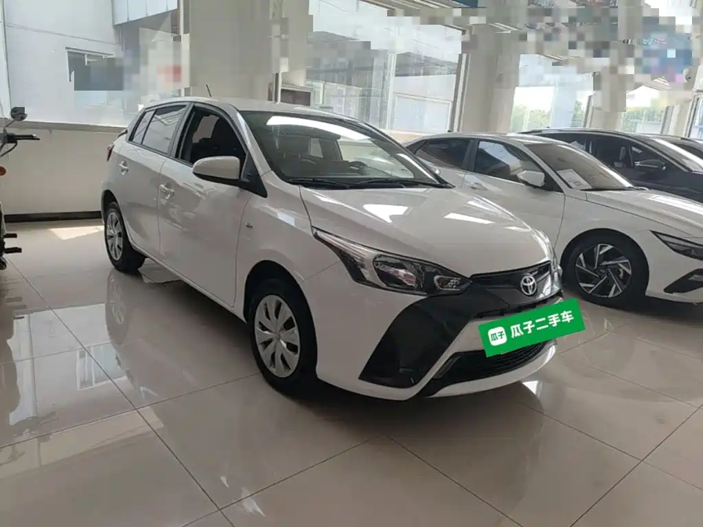 Toyota Yaris L — миниатюра 4