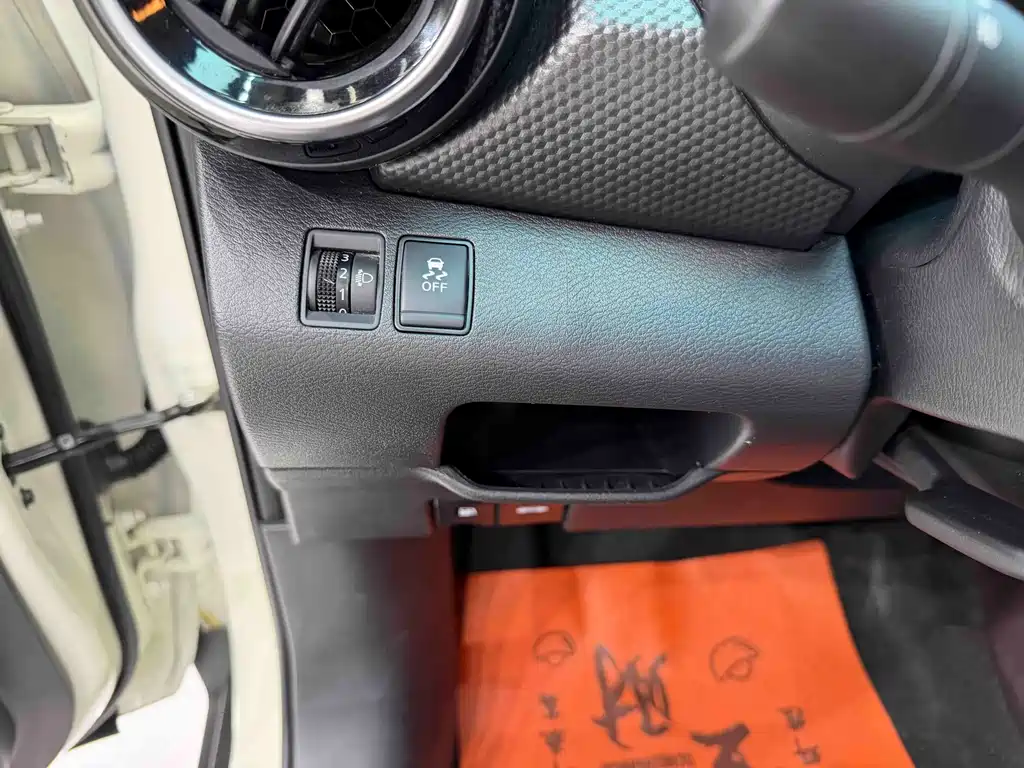 Nissan Kicks — миниатюра 10