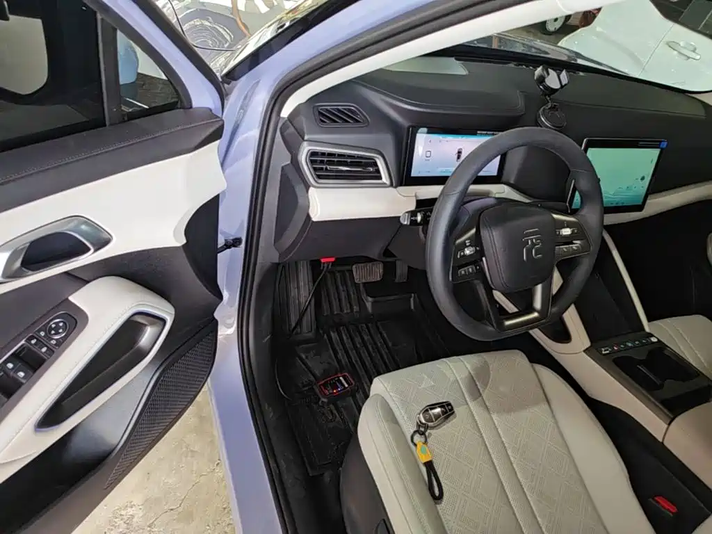 BYD Yuan UP — миниатюра 16