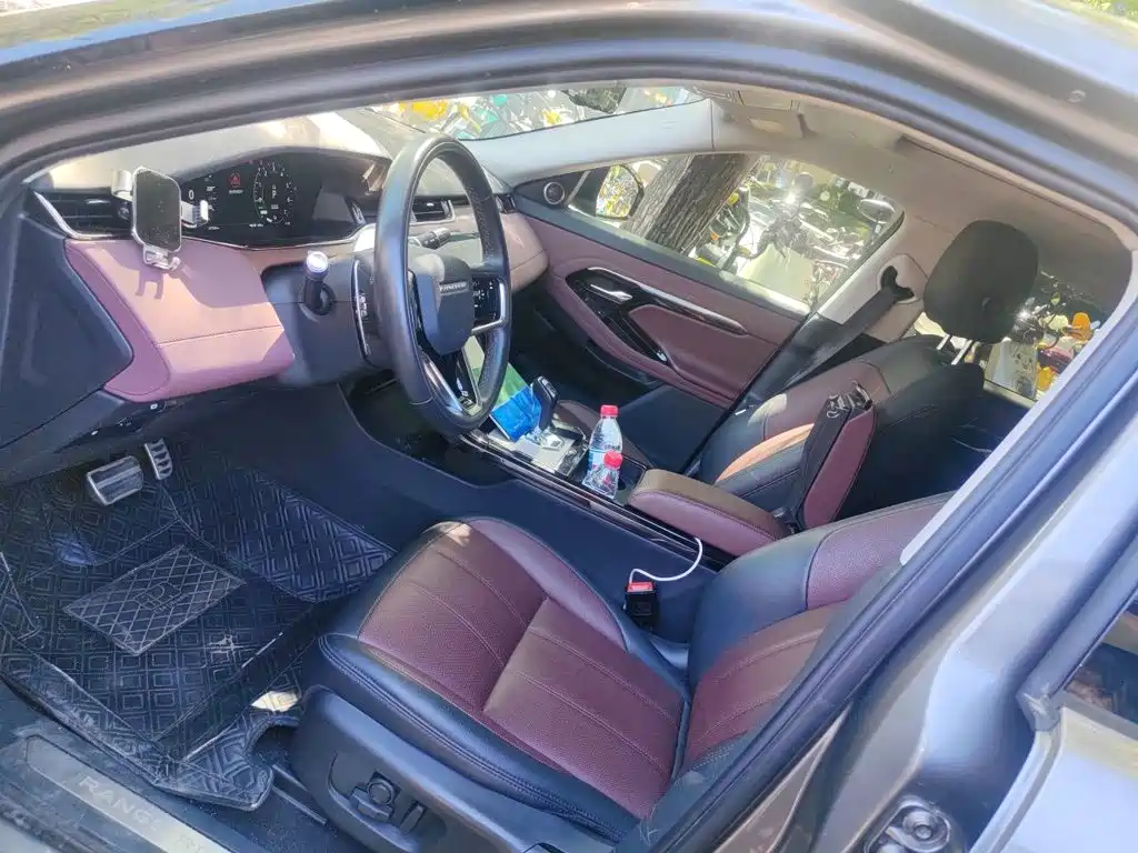 Land Rover Evoque PHEV — миниатюра 16