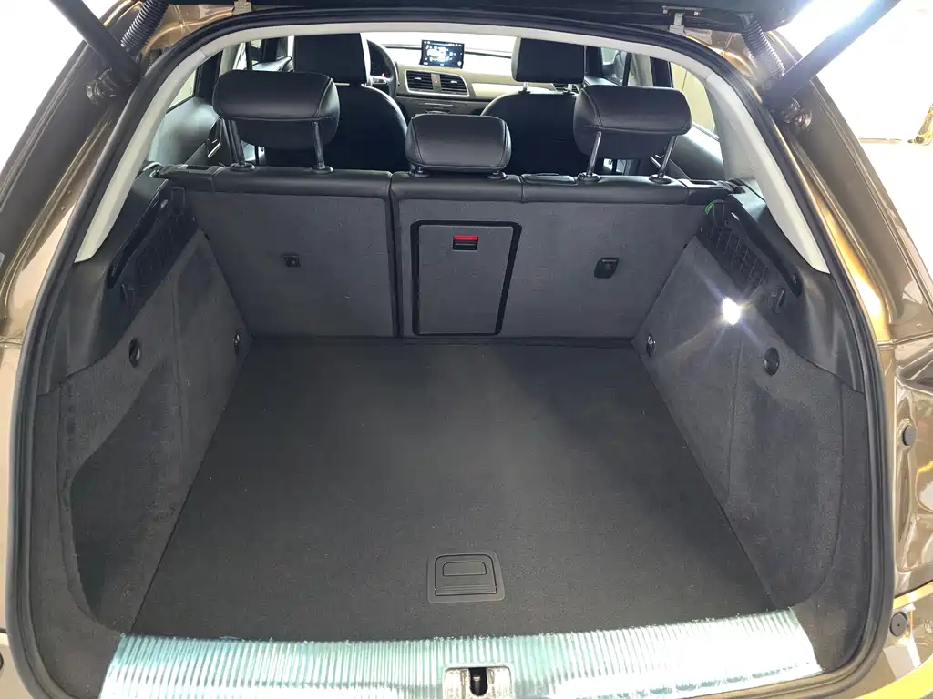 Audi Q3 — миниатюра 8