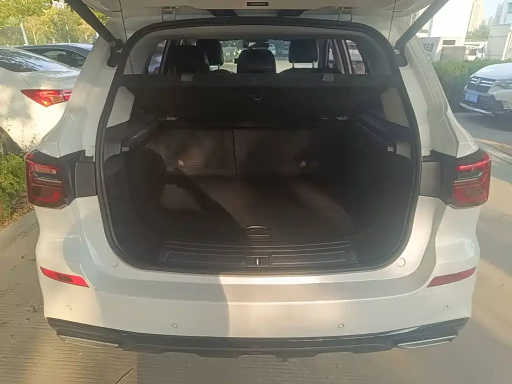 Roewe RX5 New Energy — миниатюра 19