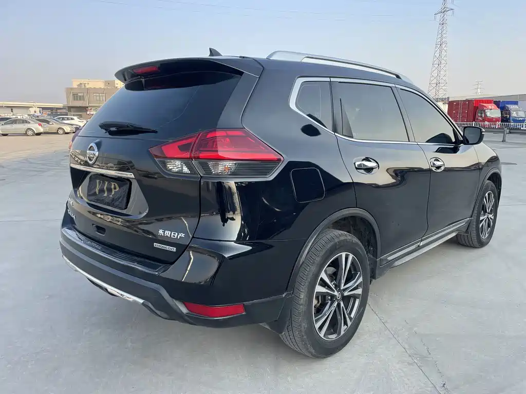 Nissan X-Trail — миниатюра 19