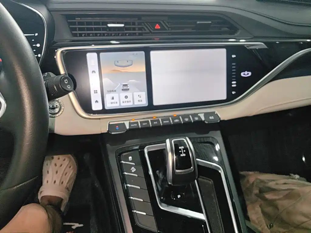 Geely Boyue — миниатюра 13