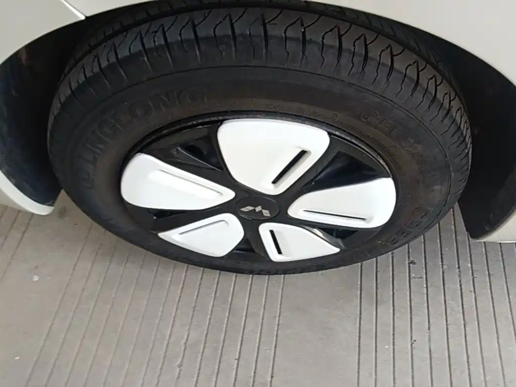 Wuling MINIEV — миниатюра 23