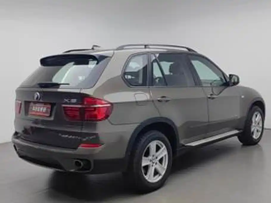 BMW X5 (Import) — миниатюра 3