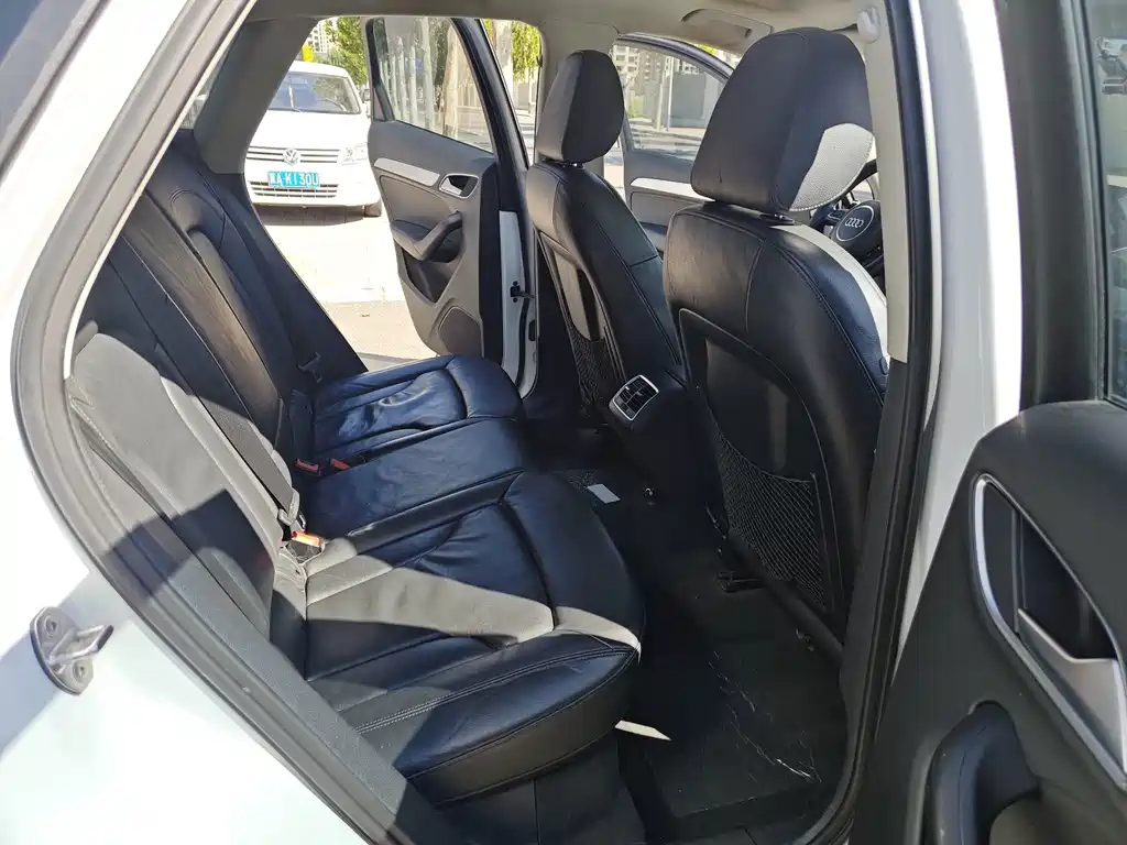 Audi Q3 (Import) — миниатюра 15