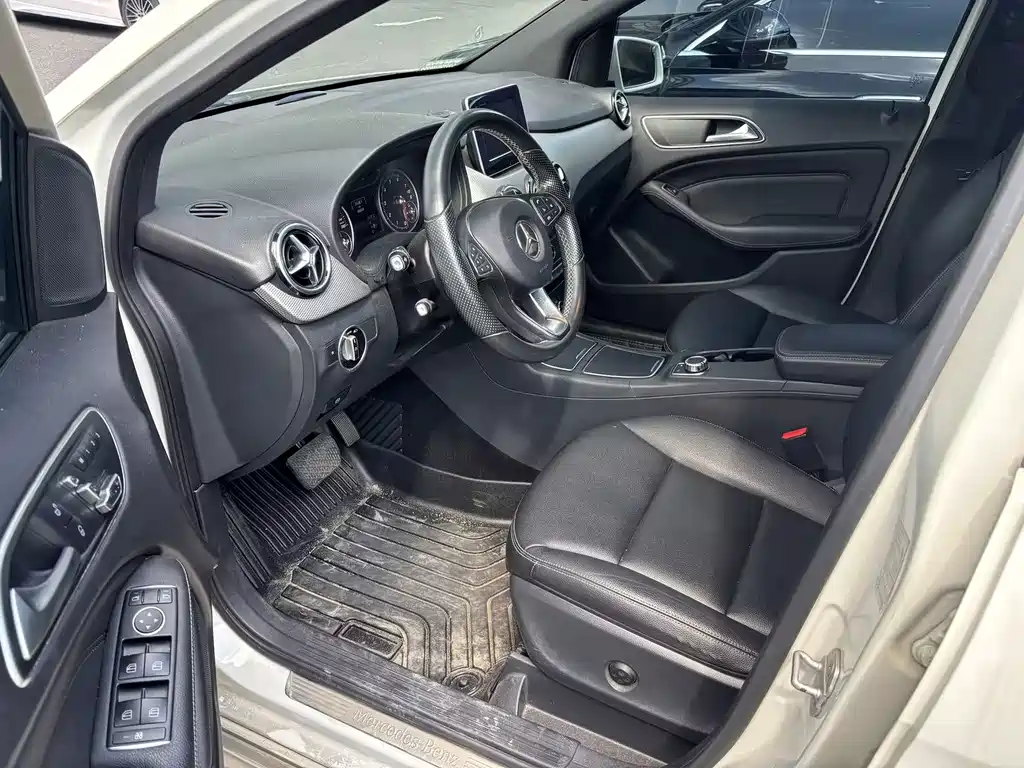 Mercedes-Benz B-Class — миниатюра 5