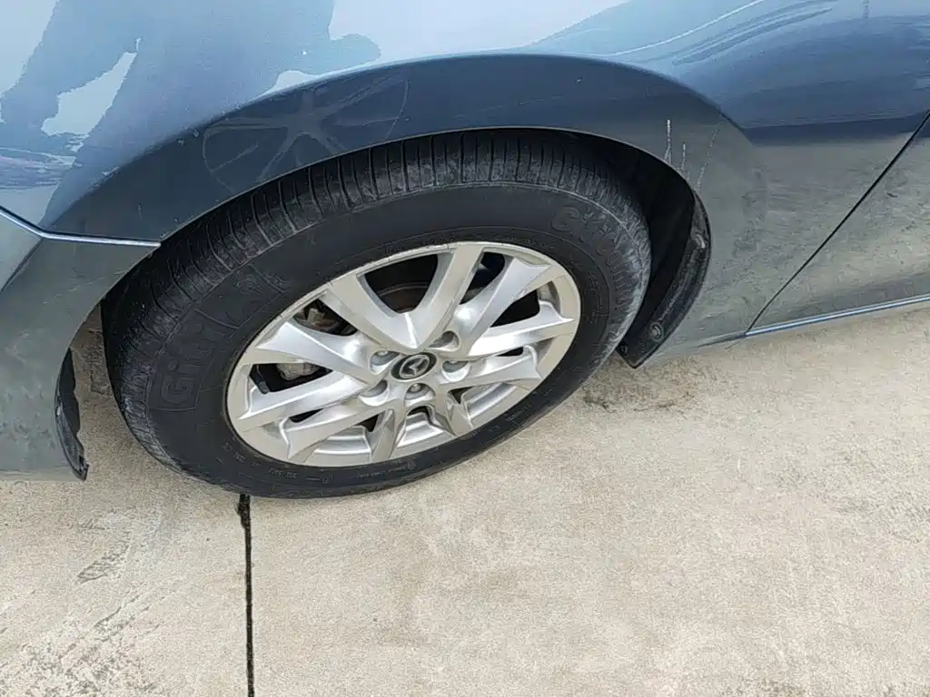 Mazda 3 Axela — миниатюра 23