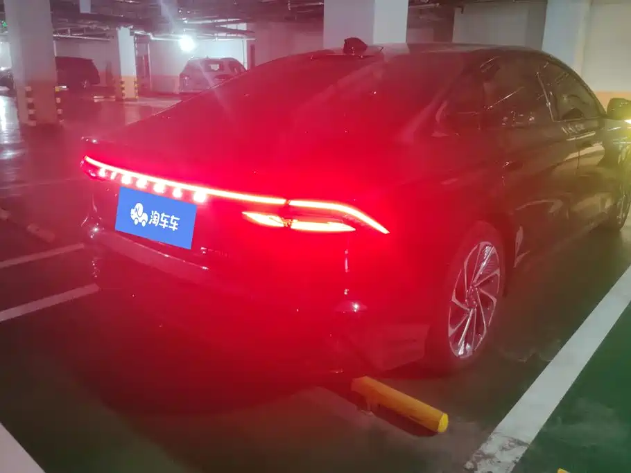 Lincoln Z — миниатюра 3