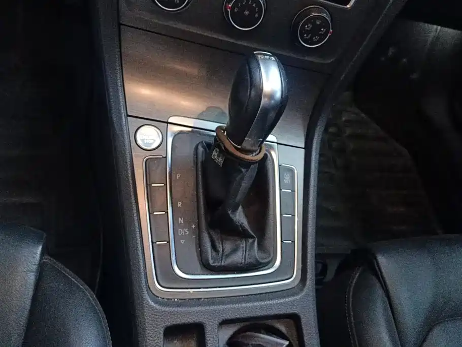Volkswagen Golf — миниатюра 16
