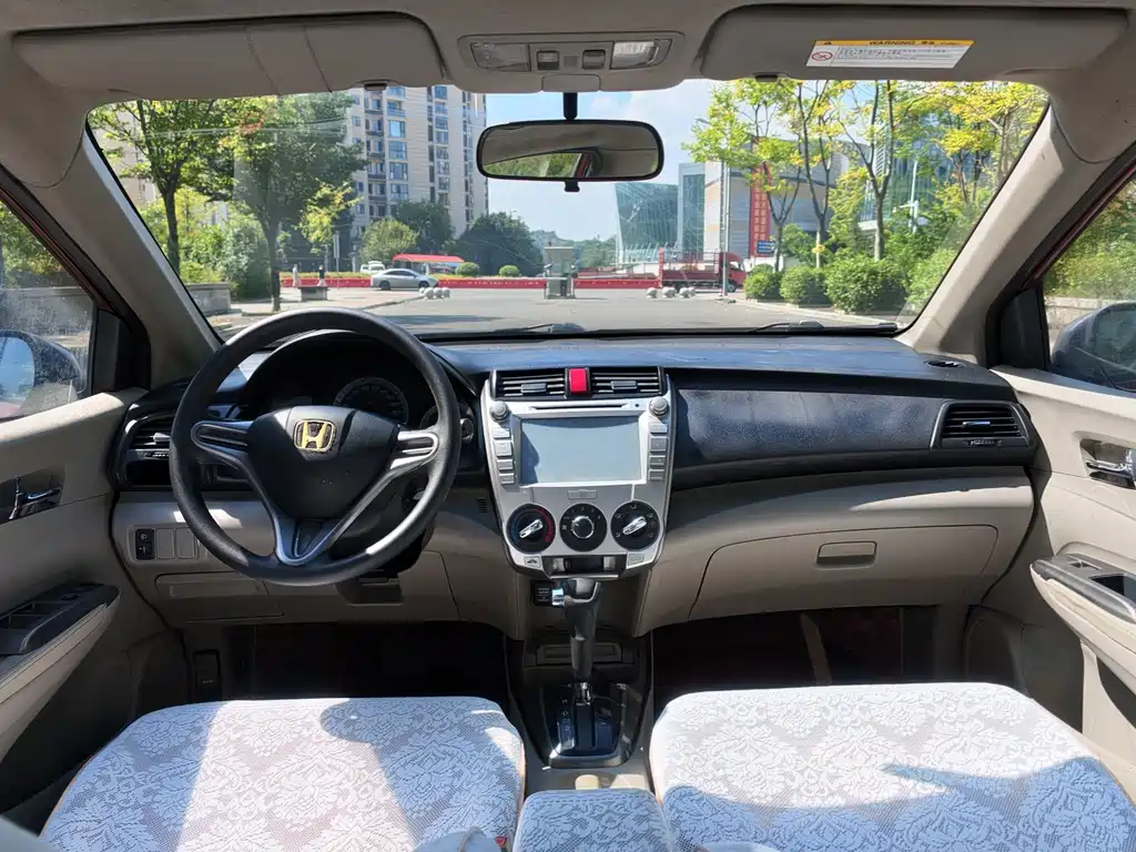 Honda City Classic — миниатюра 13