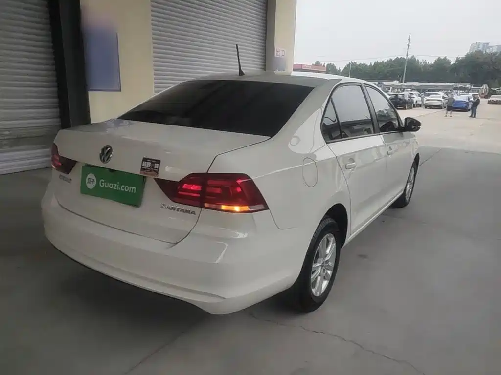 Volkswagen Santana — миниатюра 7
