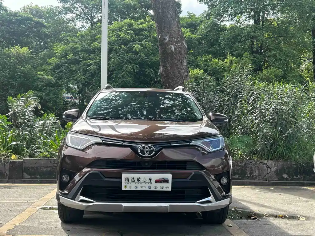 Toyota RAV4 — миниатюра 2