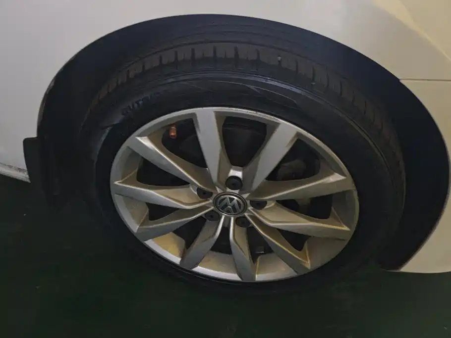 Volkswagen Golf — миниатюра 6