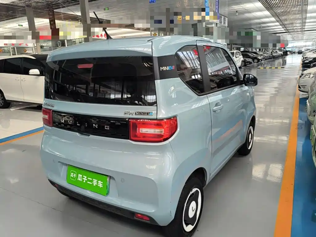 Wuling MINIEV — миниатюра 7