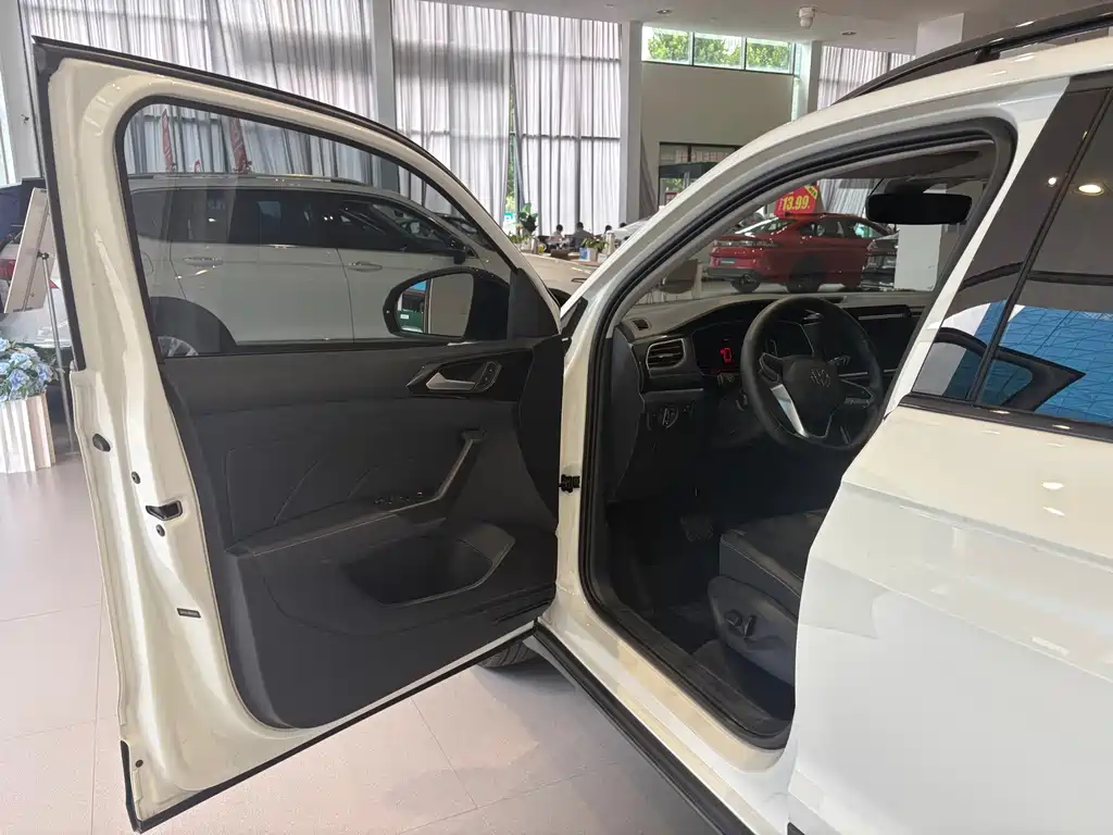 Volkswagen Tharu — миниатюра 7