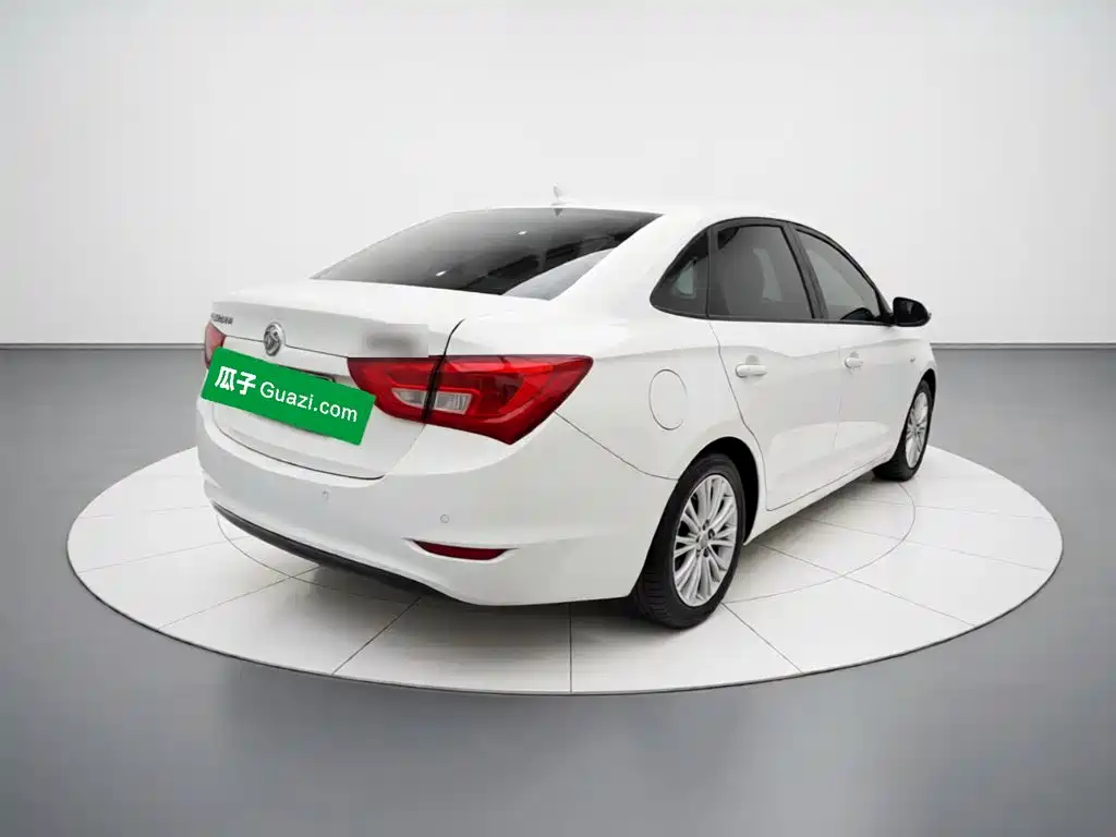 Buick Excelle — миниатюра 6