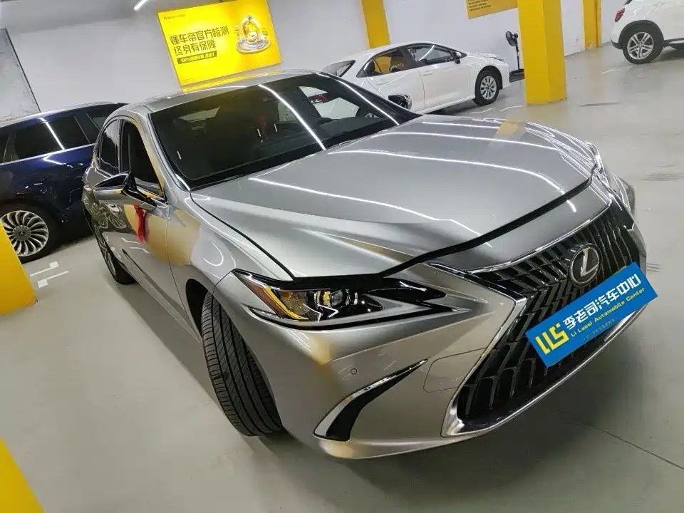 Lexus ES — миниатюра 2