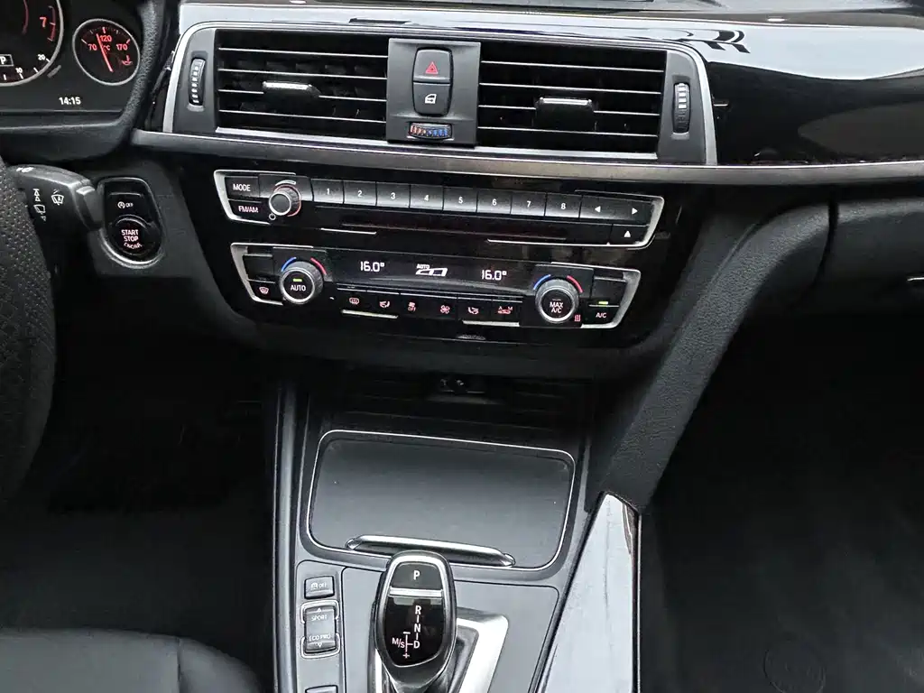 BMW 3 Series — миниатюра 18