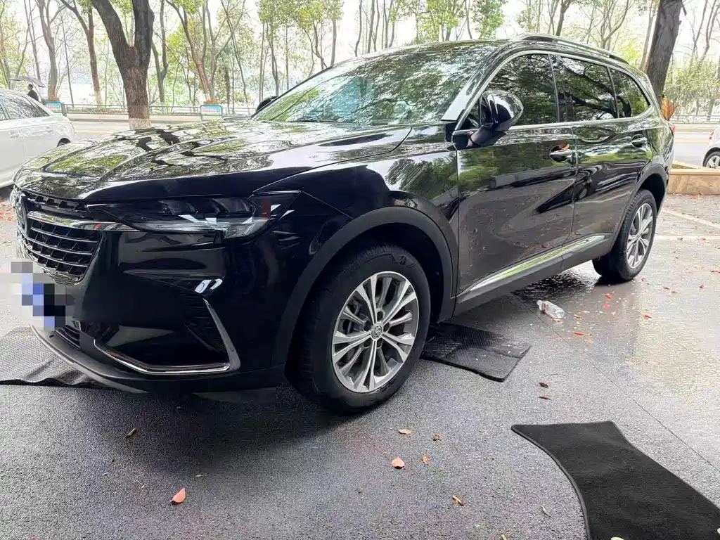 Buick Envision Plus 2023