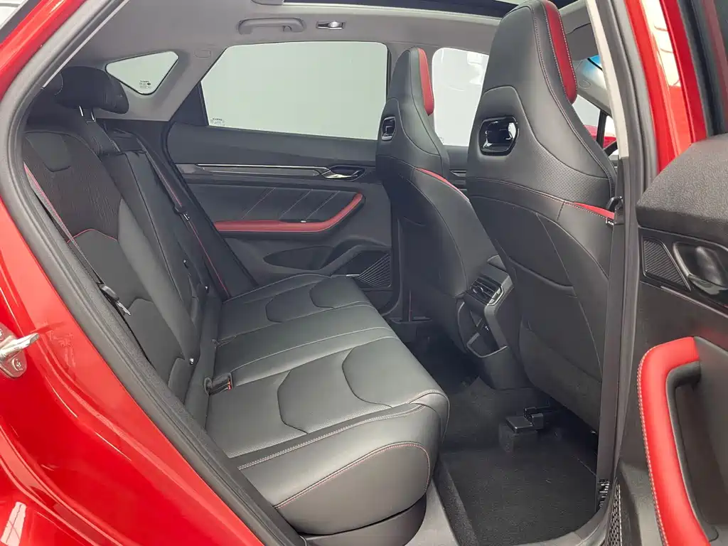 Geely Emgrand S — миниатюра 13