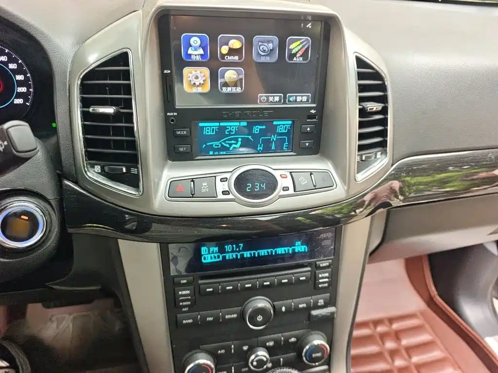 Chevrolet Captiva — миниатюра 6
