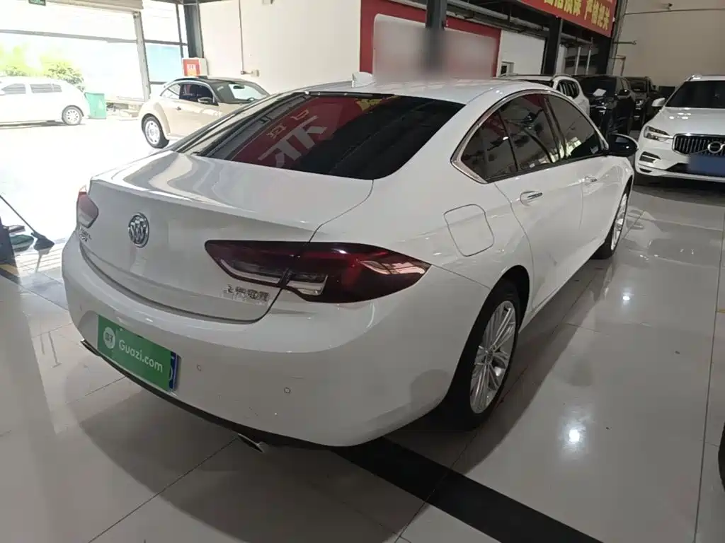 Buick Regal — миниатюра 7