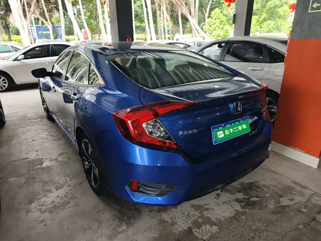 Honda Civic — миниатюра 5