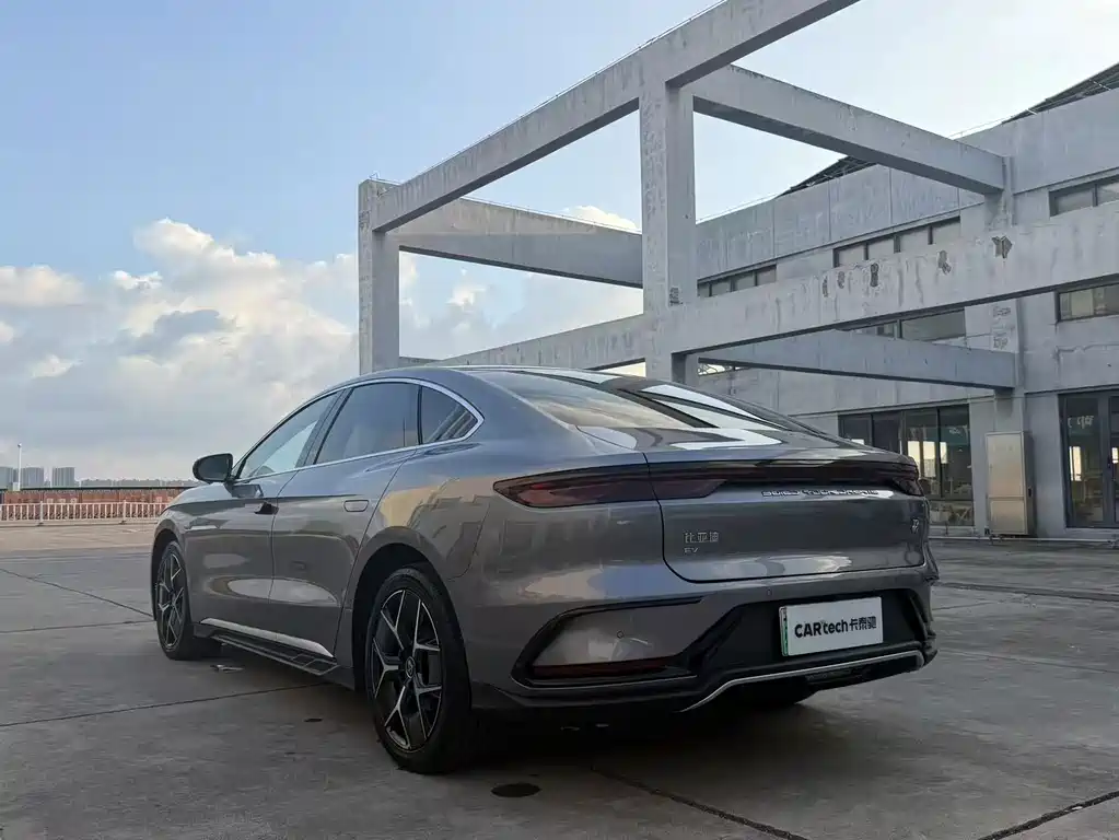 BYD Han — миниатюра 7