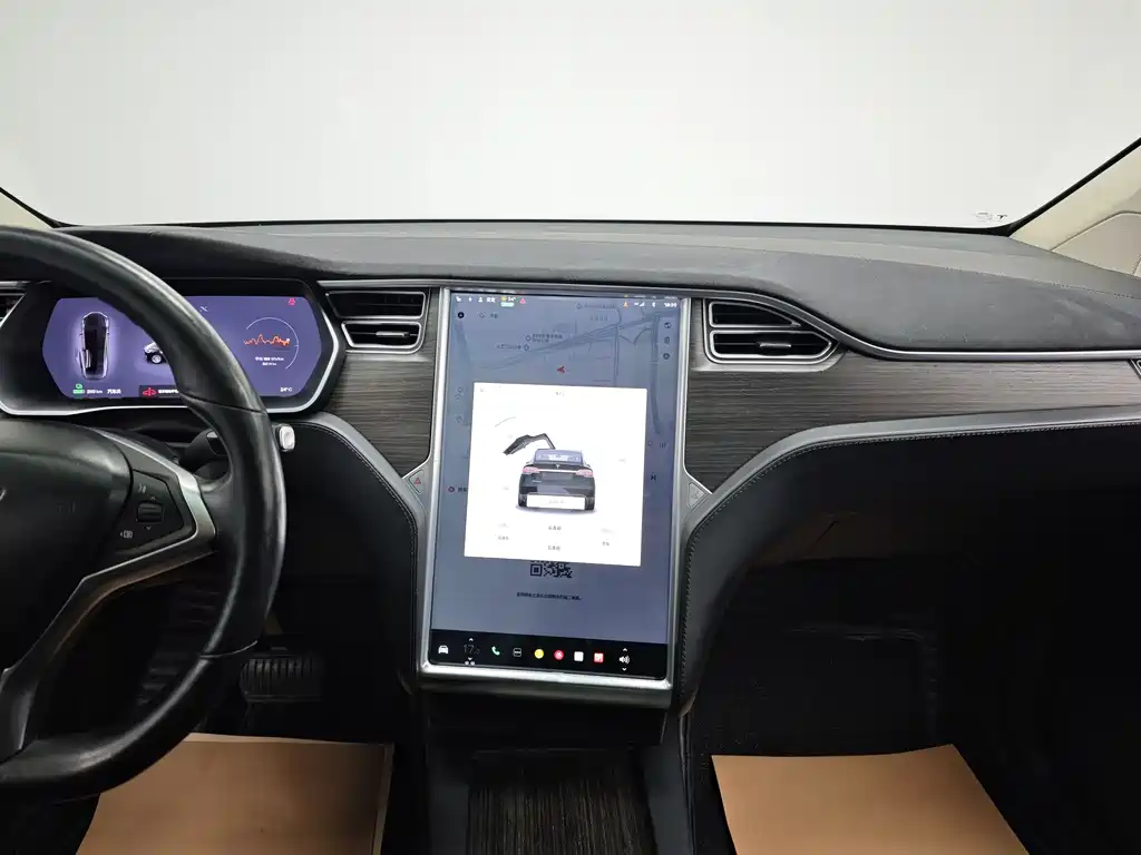 Tesla Model X — фотографии объявления, Фото 13