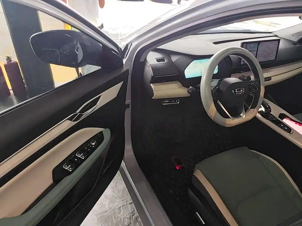 Geely L HiP — миниатюра 16