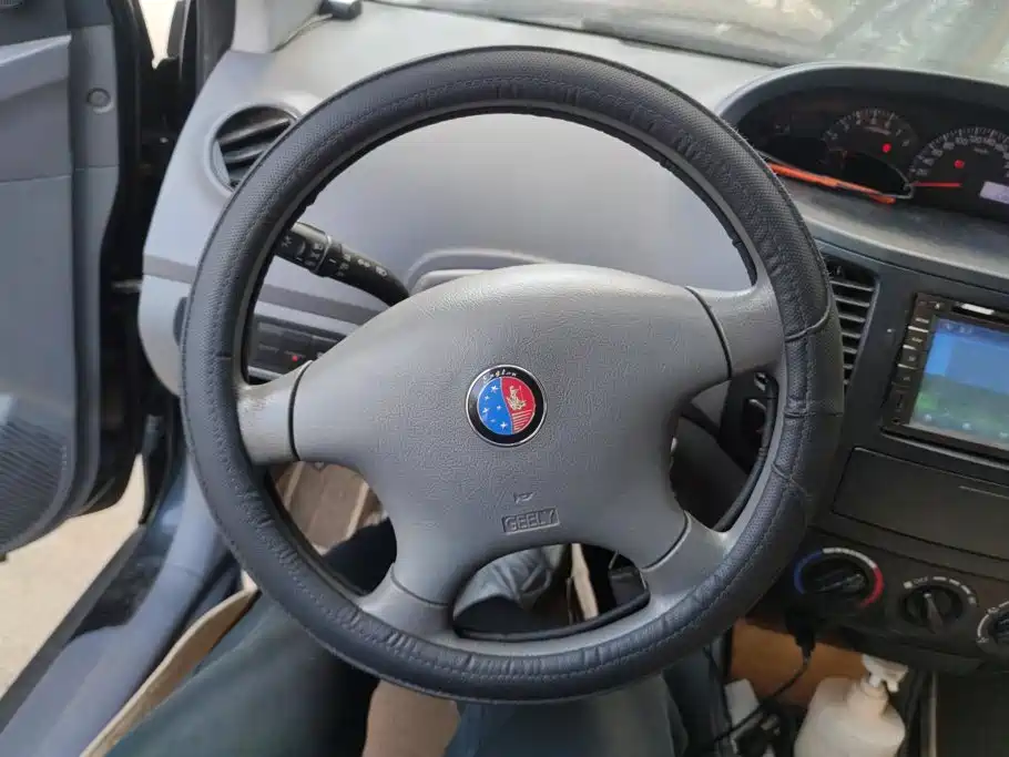 Geely King Kong — миниатюра 15