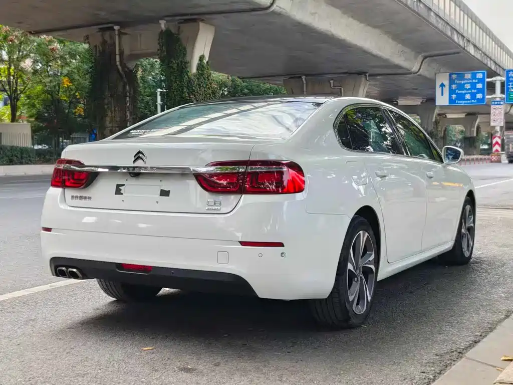 Citroen C6 — миниатюра 7