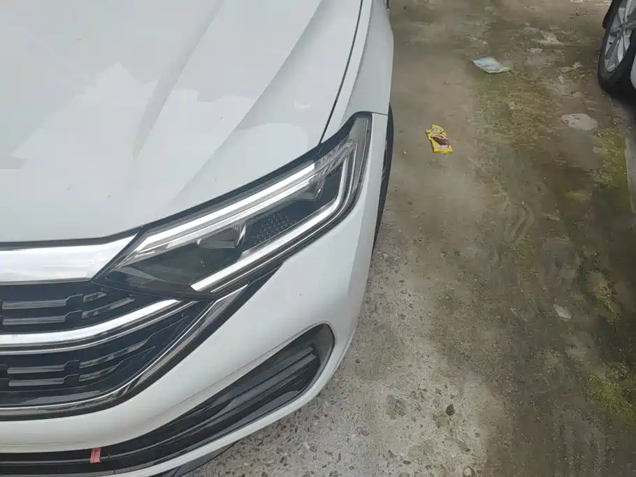 Volkswagen Sagitar — миниатюра 5