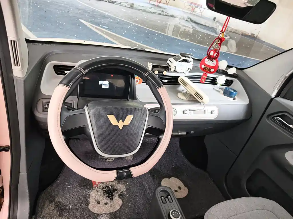 Wuling MINIEV — миниатюра 10