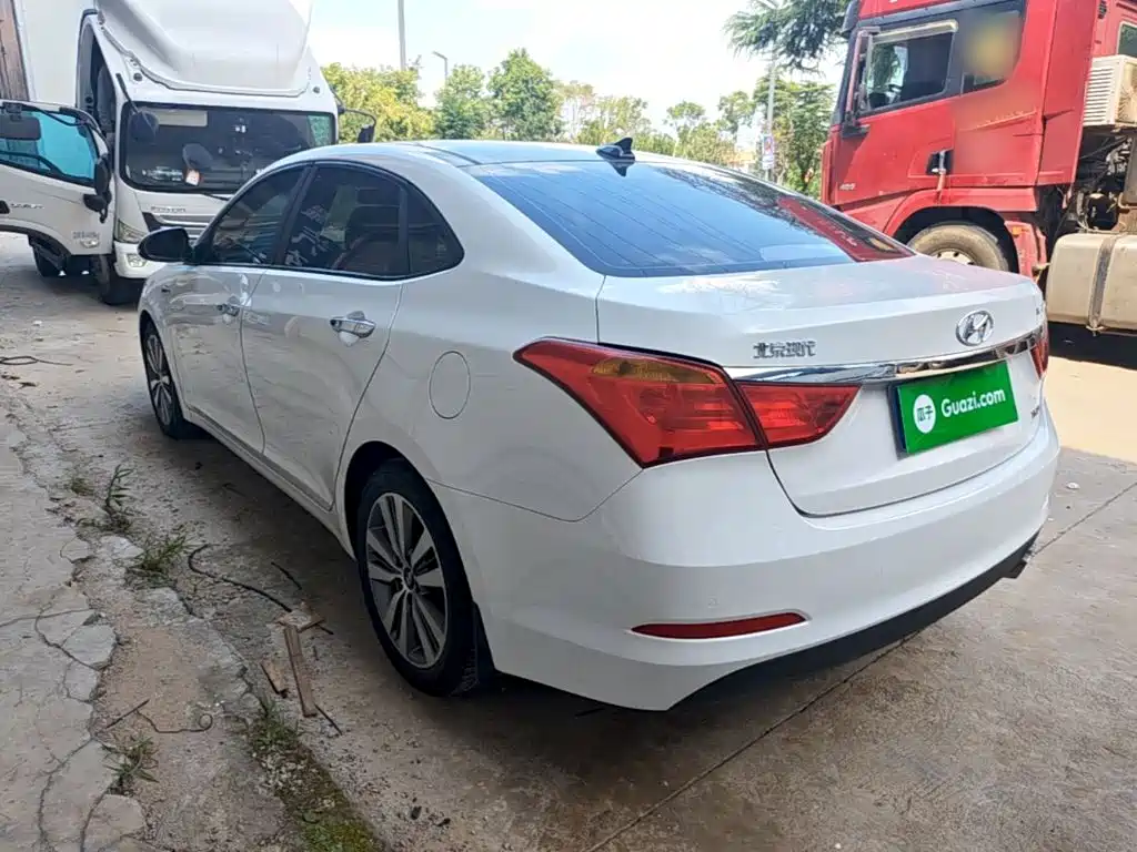 Hyundai Mistra — миниатюра 5