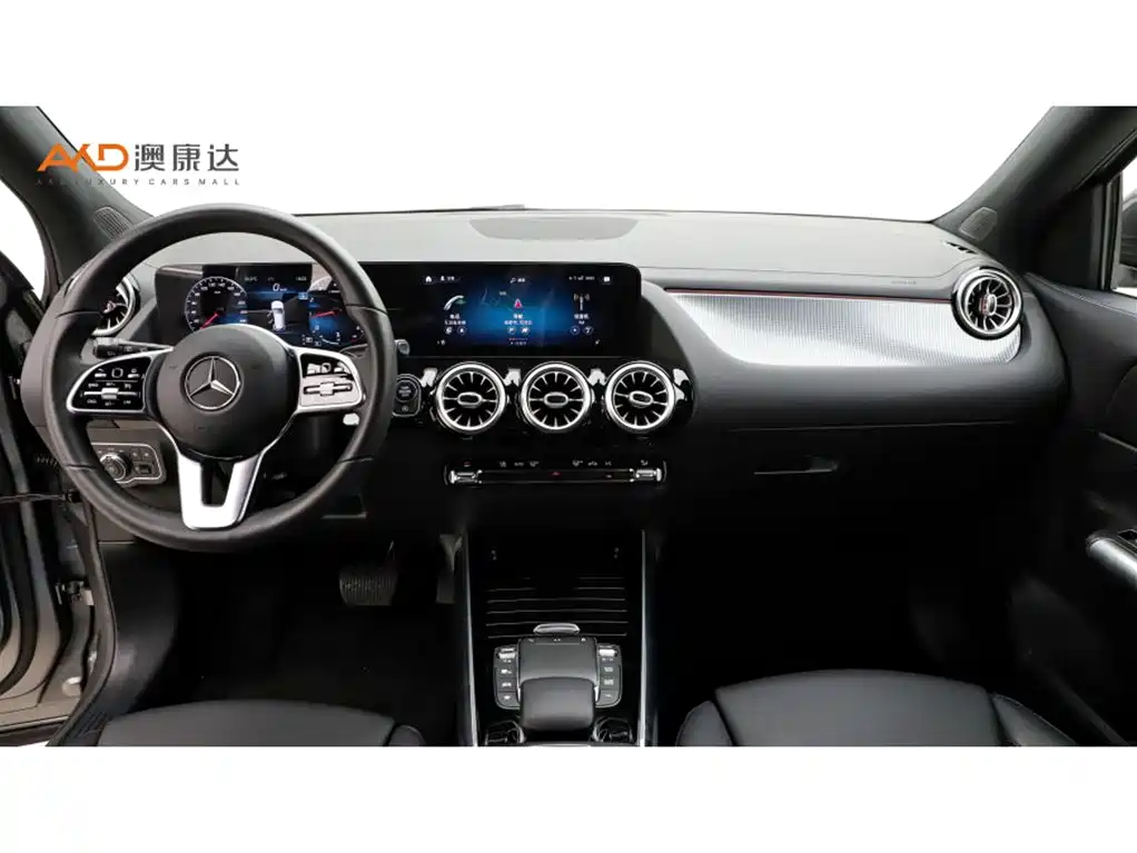 Mercedes-Benz GLA — миниатюра 5