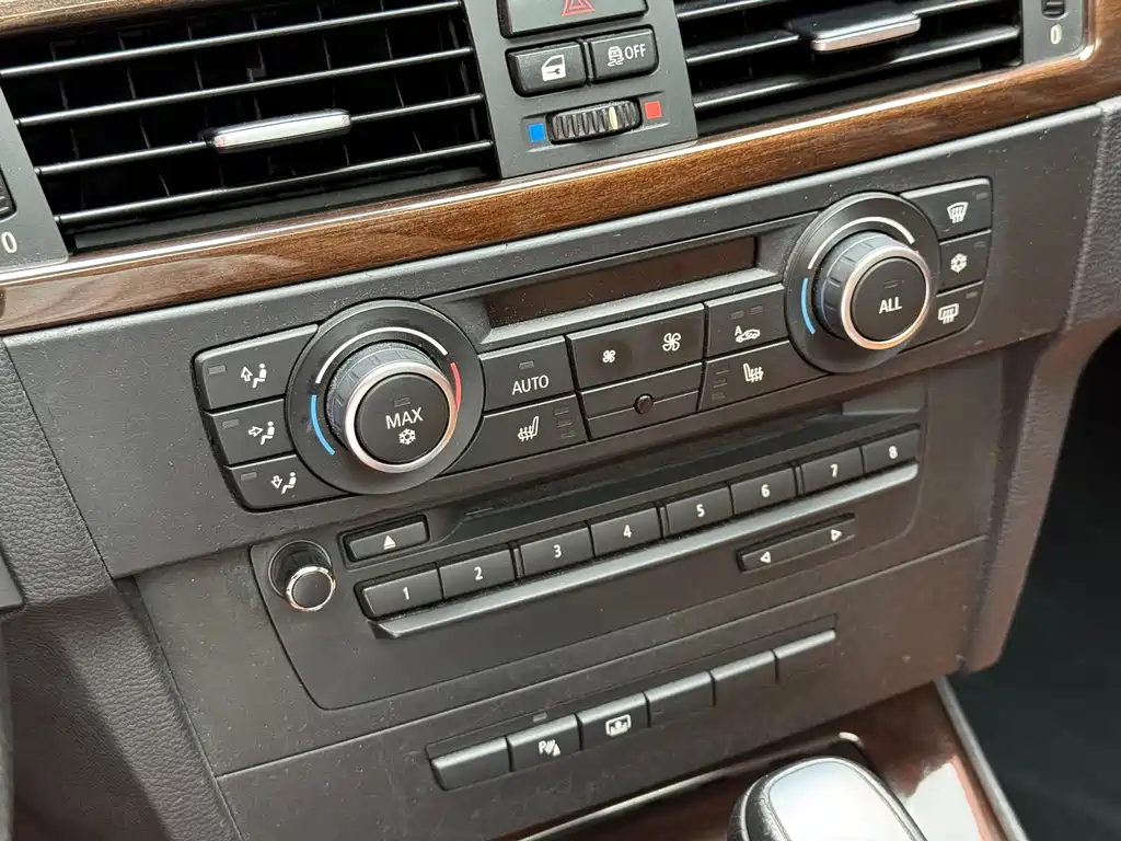 BMW 3 Series (Import) — миниатюра 13