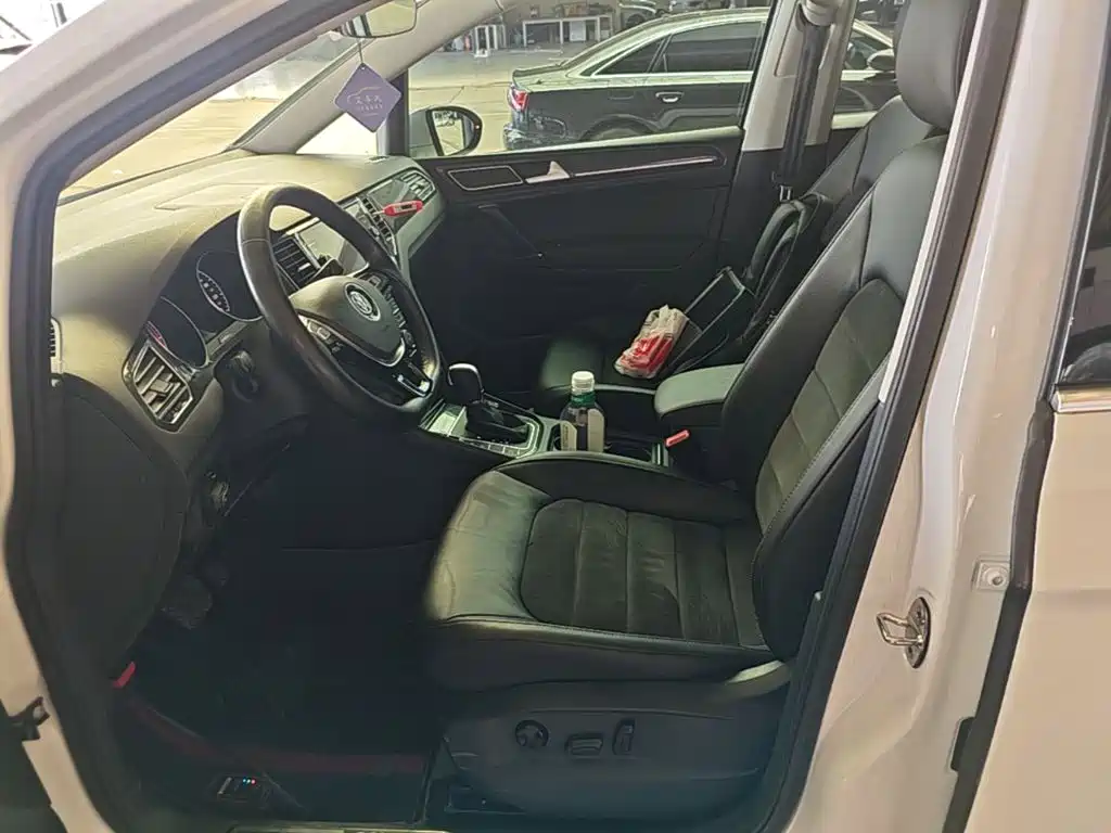 Volkswagen Golf Sportsvan — миниатюра 15