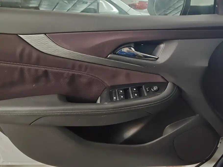 Chevrolet Malibu — миниатюра 7