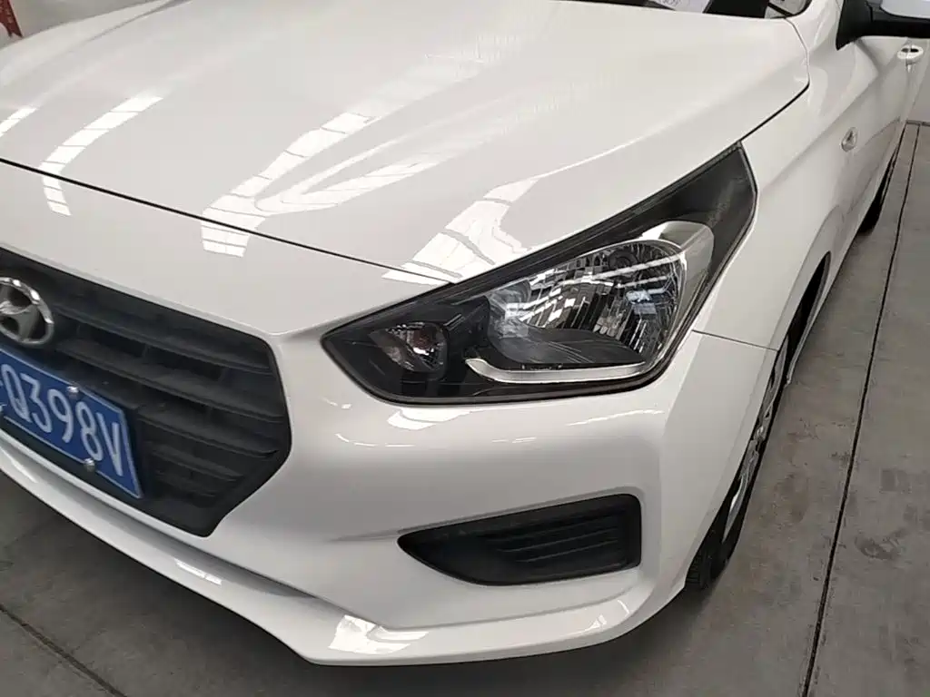 Hyundai Verna — миниатюра 24