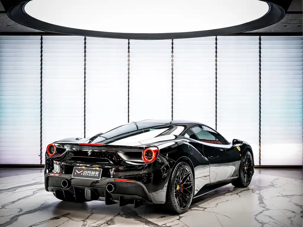 Ferrari 488 — миниатюра 5