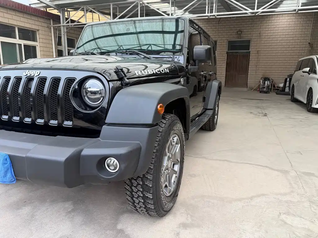 Jeep Wrangler — миниатюра 3