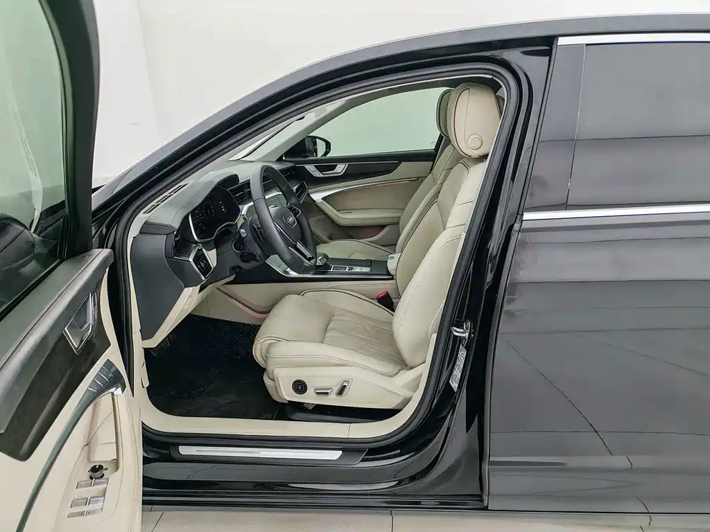 Audi A6L — миниатюра 10