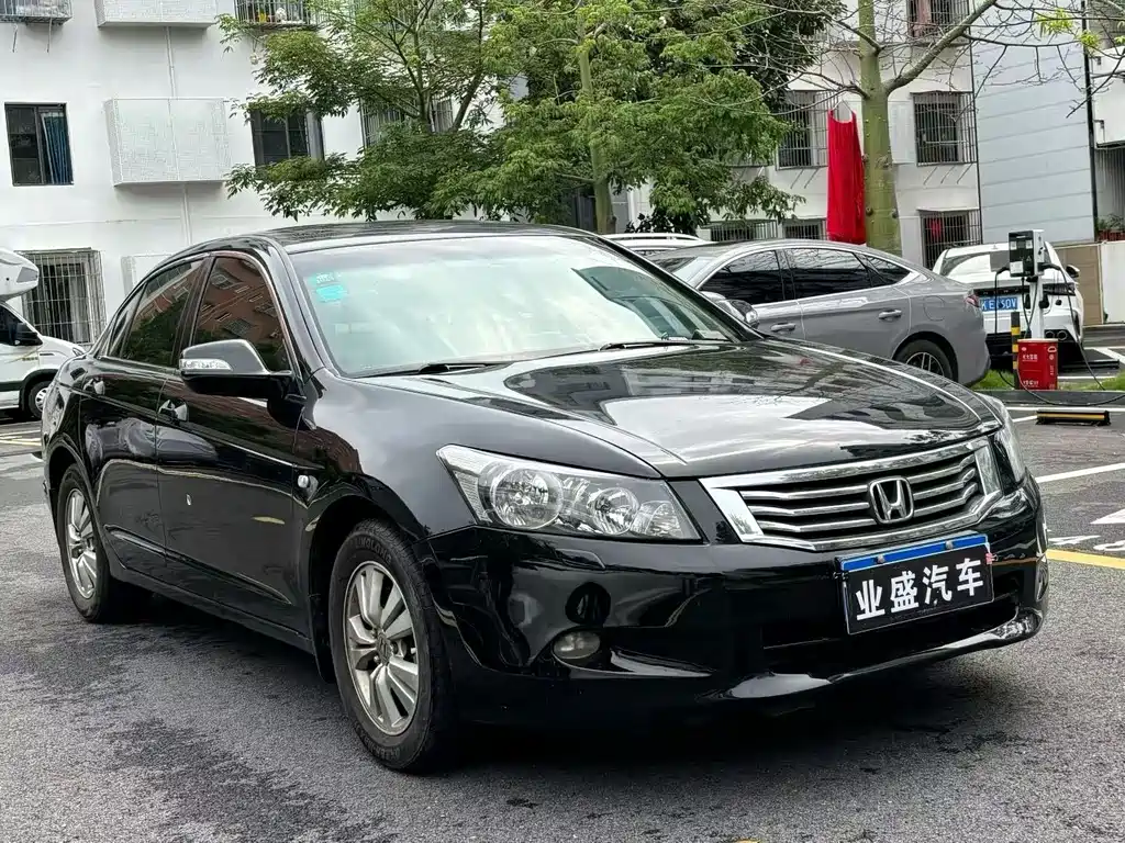 Honda Accord — миниатюра 2