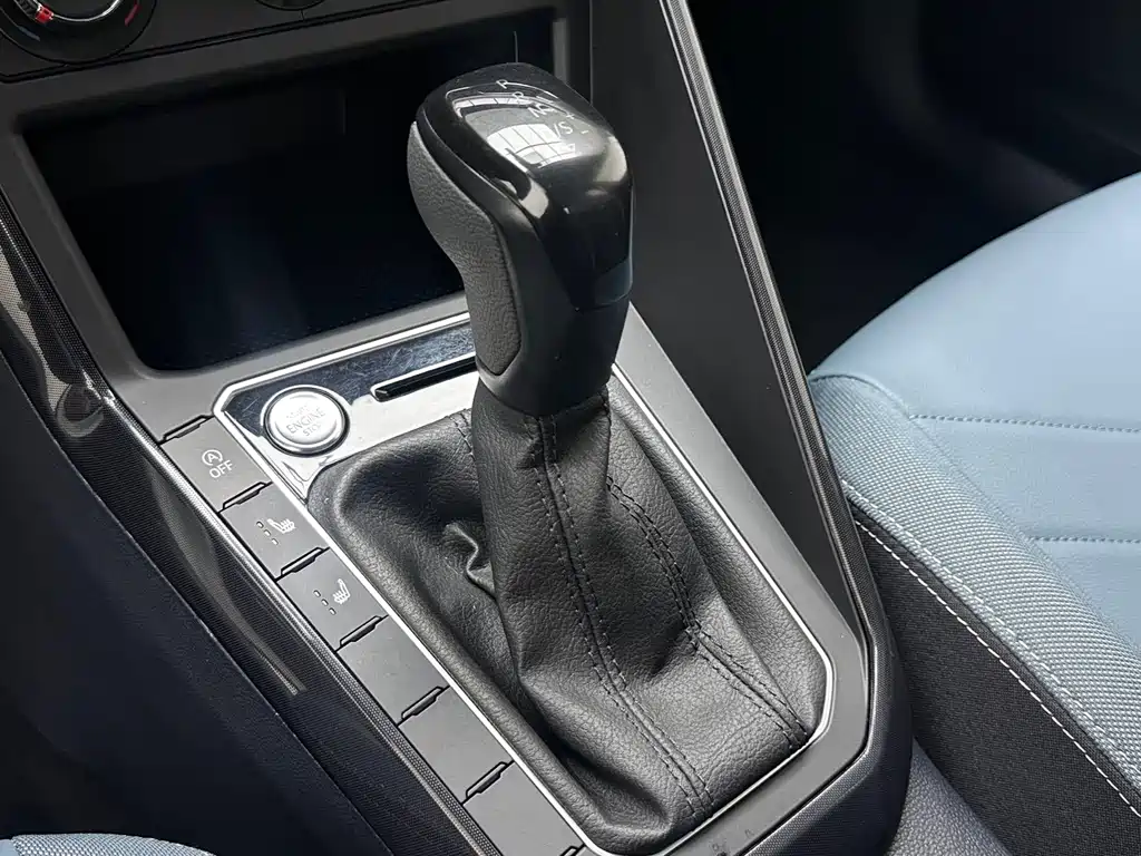 Volkswagen Lavida — миниатюра 8